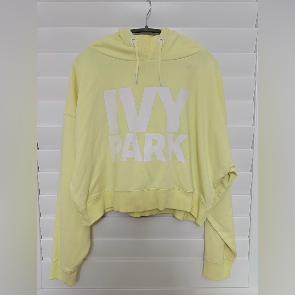 IVY PARK Light Yellow Hoodie Women’s XL Cozy Logo Pullover Sweatshirt - Picture 4 of 9